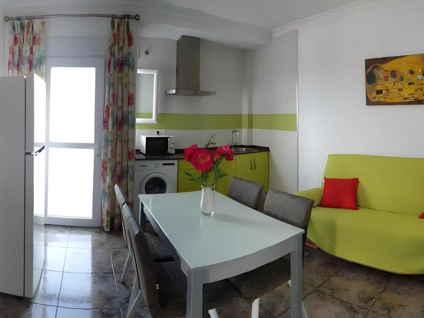 Apartamento Con Terraza Y Vistas Al Mar Conil De La Frontera 0*,  Spain